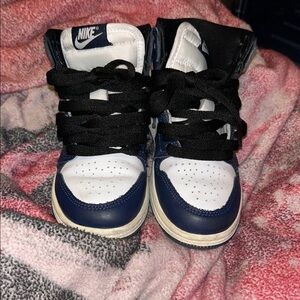 Nike Kids' Black and White Sneakers